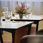 Mercure Paris La Defense Hotel 4*