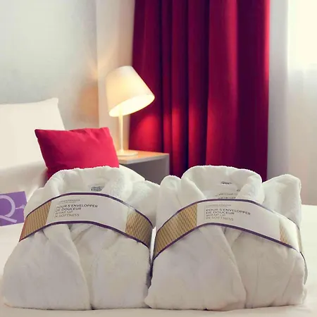 Hotel Mercure Paris La Defense Courbevoie
