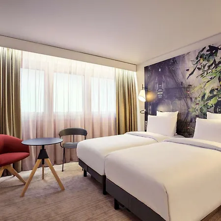 Mercure Paris La Defense Hotel