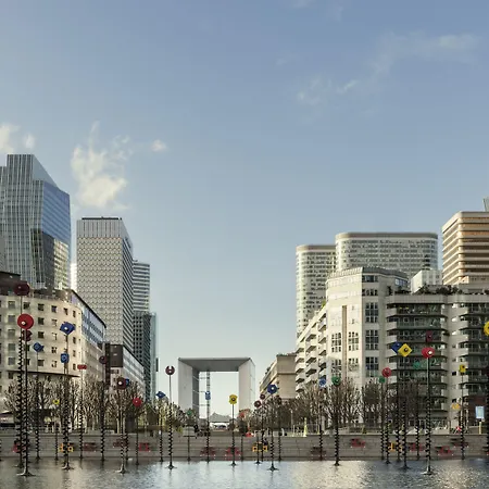Mercure Paris La Defense Otel Courbevoie