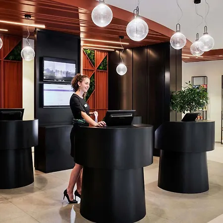 Mercure Paris La Defense Ξενοδοχείο 4*