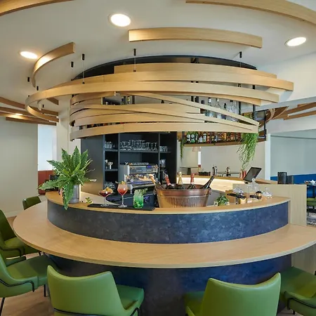 Hotel Mercure Paris La Defense Courbevoie
