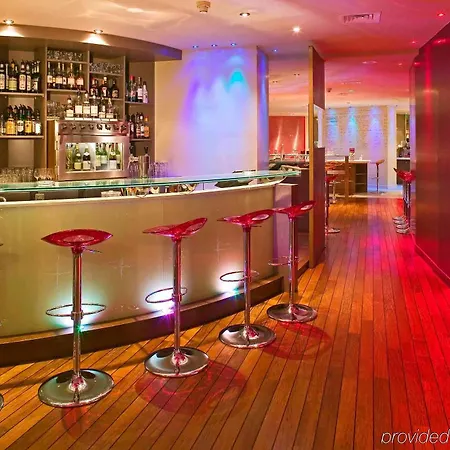 Mercure Paris La Defense 4* Courbevoie