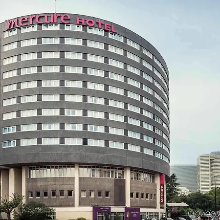 Mercure Paris La Defense Hotel 4*