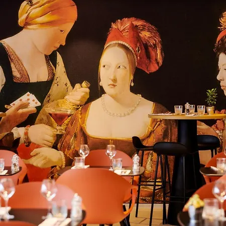 Mercure Paris La Défense Hotel 4*